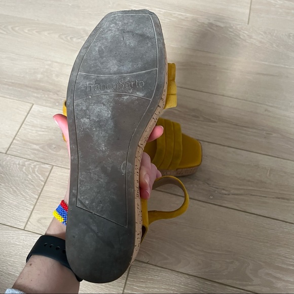 Franco Sarto Wedge - Picture 2 of 4